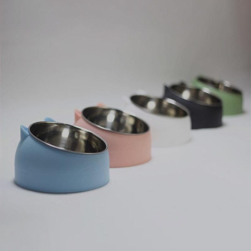 Pet food bowl